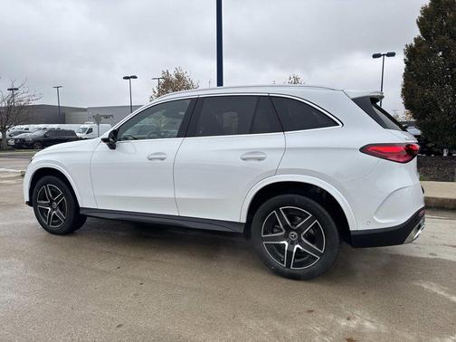 2026 Mercedes-Benz GLC 300 Base 4MATIC