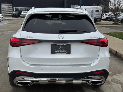 2026 Mercedes-Benz GLC 300 Base 4MATIC