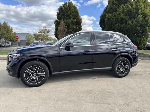 2026 Mercedes-Benz GLC 300 Base 4MATIC