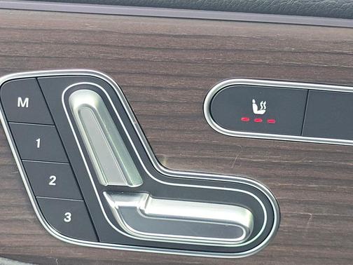 2026 Mercedes-Benz GLB 250 Base 4MATIC