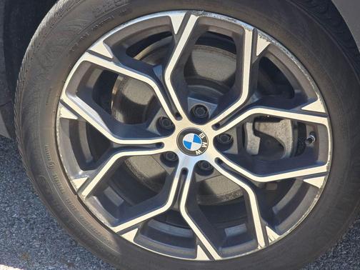 Mineral Gray Metallic 2021 BMW X1 xDrive28i