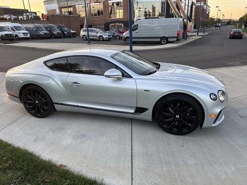 2024 Bentley Continental GT V8