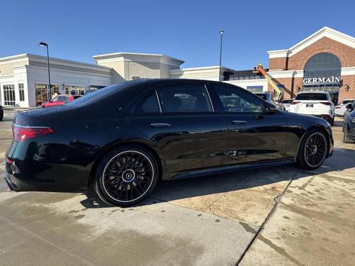 2026 Mercedes-Benz AMG S 63 E Base