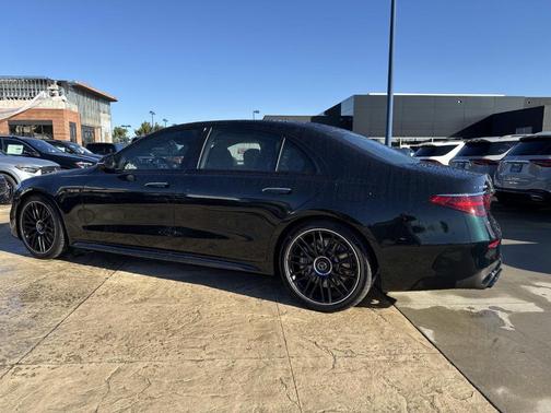 2026 Mercedes-Benz AMG S 63 E Base