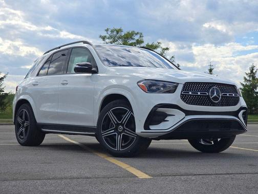 Polar White 2026 Mercedes-Benz GLE 450 4MATIC