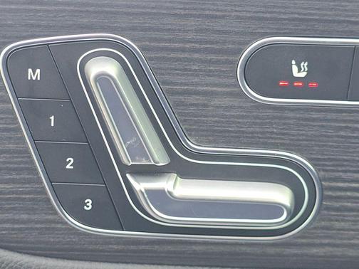 2026 Mercedes-Benz GLB 250 Base 4MATIC