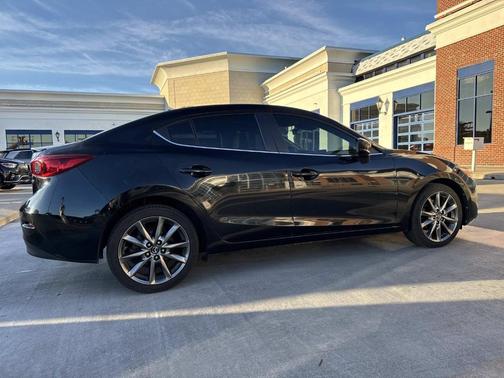2018 Mazda Mazda3 Touring