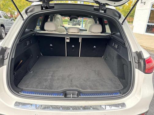 2025 Mercedes-Benz GLC 300 Base 4MATIC