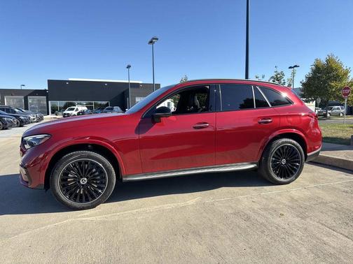 2026 Mercedes-Benz GLC 350e Base 4MATIC