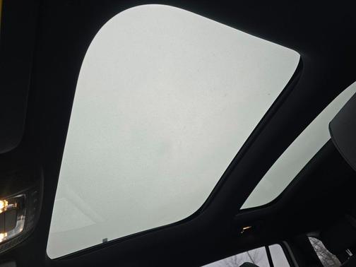 2025 Mercedes-Benz EQB 300 Base 4MATIC