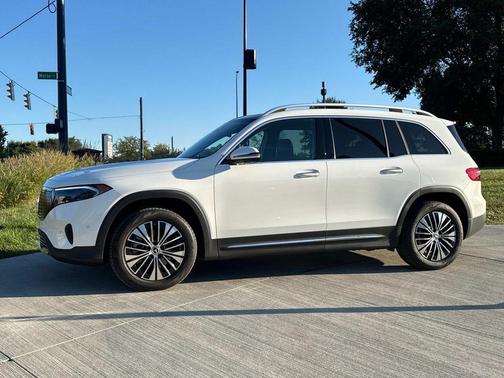 2025 Mercedes-Benz EQB 300 Base 4MATIC