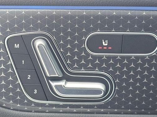 2025 Mercedes-Benz EQB 300 Base 4MATIC