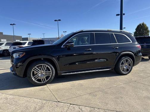 2026 Mercedes-Benz GLS 450 4MATIC