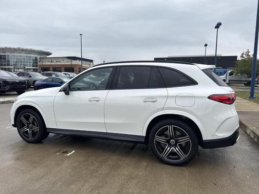 2026 Mercedes-Benz GLC 350e Base 4MATIC