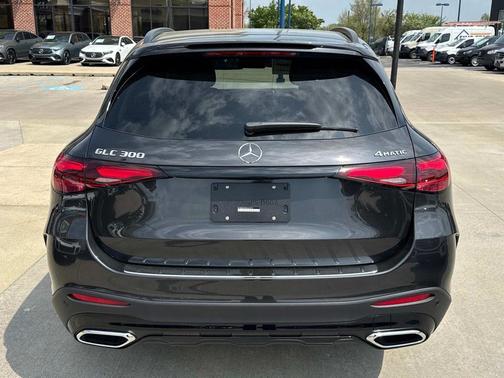 2025 Mercedes-Benz GLC 300 Base 4MATIC