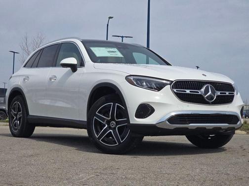 Polar White 2026 Mercedes-Benz GLC 300 Base 4MATIC