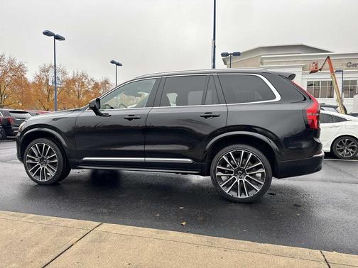 2026 Volvo XC90 B6 Plus 6-Seater