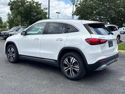 2025 Mercedes-Benz GLA 250 Base 4MATIC