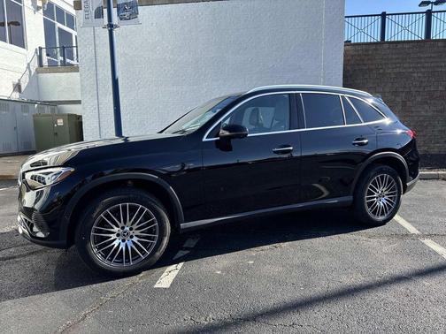 2025 Mercedes-Benz GLC 300 Base 4MATIC