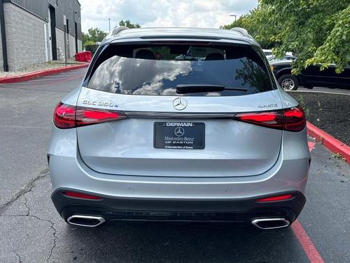 2025 Mercedes-Benz GLC 350e Base 4MATIC