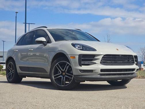 2021 Porsche Macan Base