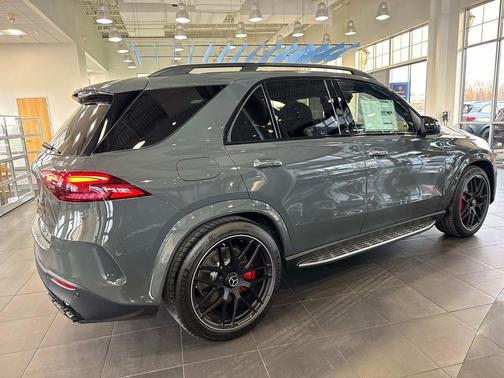 2025 Mercedes-Benz AMG GLE 63 S