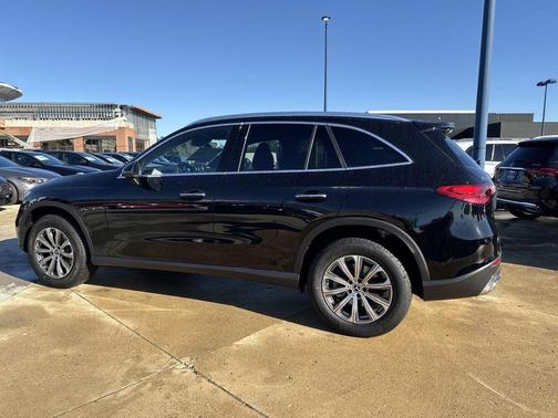 2026 Mercedes-Benz GLC 300 Base 4MATIC