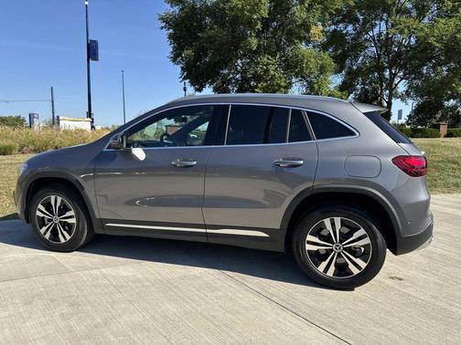 2025 Mercedes-Benz GLA 250 Base 4MATIC