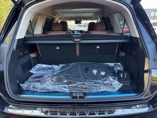 2026 Mercedes-Benz GLS 450 