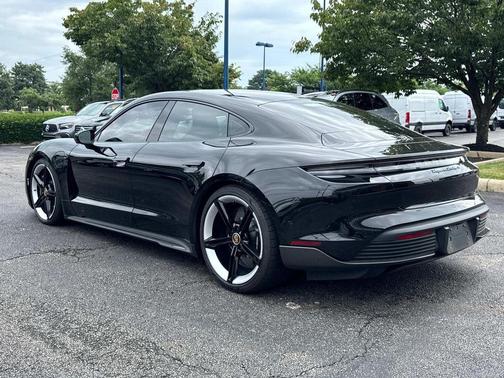 2024 Porsche Taycan Turbo S