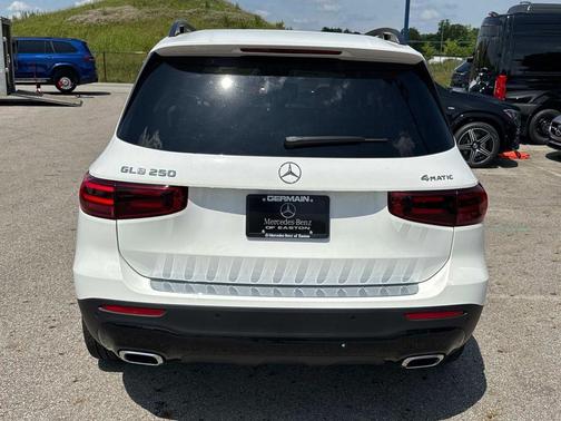 2025 Mercedes-Benz GLB 250 Base 4MATIC