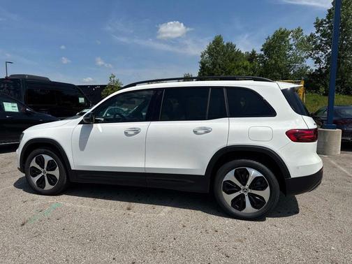 2025 Mercedes-Benz GLB 250 Base 4MATIC