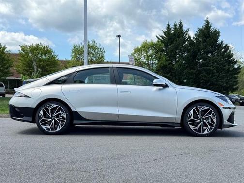 2025 Hyundai IONIQ 6 SE