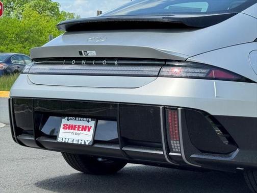 2025 Hyundai IONIQ 6 SE