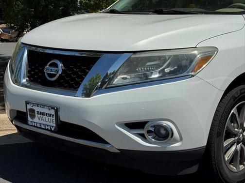 2014 Nissan Pathfinder SL