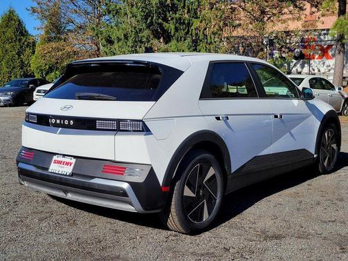 2026 Hyundai IONIQ 5 SEL