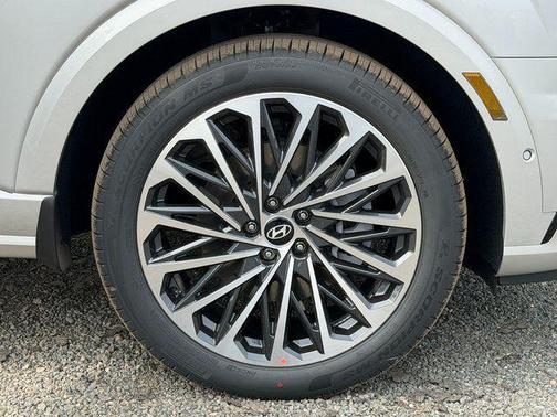 Typhoon Silver Metallic 2026 Hyundai PALISADE Calligraphy