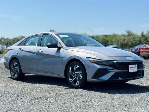 2025 Hyundai ELANTRA Sport