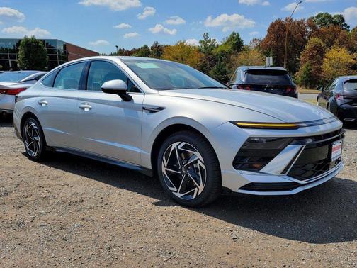 2026 Hyundai SONATA SEL