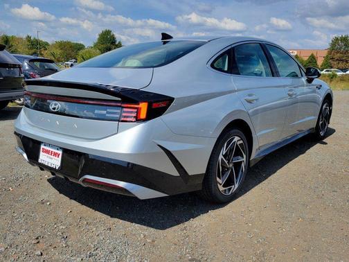 2026 Hyundai SONATA SEL