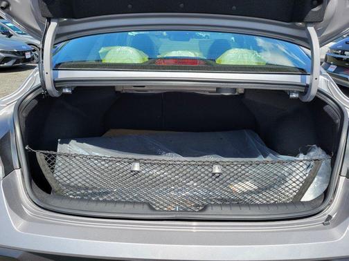 2025 Hyundai ELANTRA HEV Limited