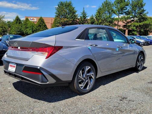 2025 Hyundai ELANTRA HEV Limited