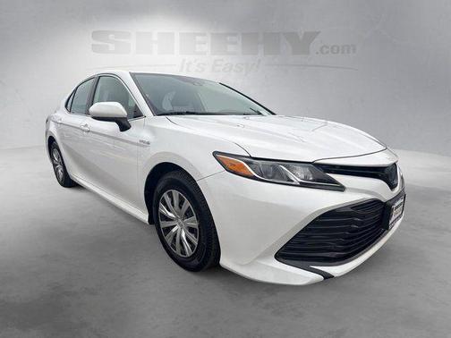 2019 Toyota Camry Hybrid LE