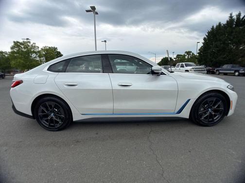 Mineral White Metallic 2022 BMW i4 Gran Coupe eDrive40