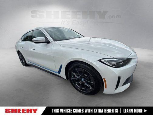 Mineral White Metallic 2022 BMW i4 Gran Coupe eDrive40