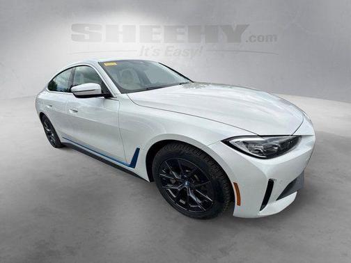 Mineral White Metallic 2022 BMW i4 Gran Coupe eDrive40