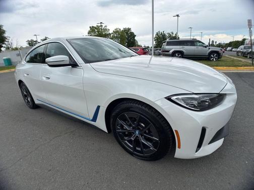 Mineral White Metallic 2022 BMW i4 Gran Coupe eDrive40