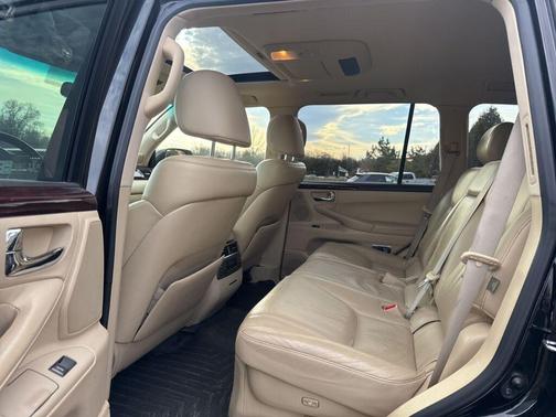 2010 Lexus LX 570 Base
