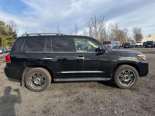 2010 Lexus LX 570 Base