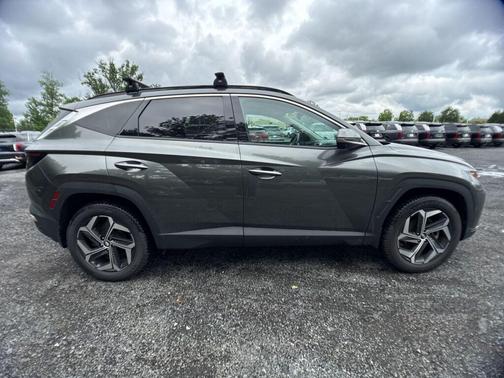 Amazon Gray 2022 Hyundai TUCSON Limited